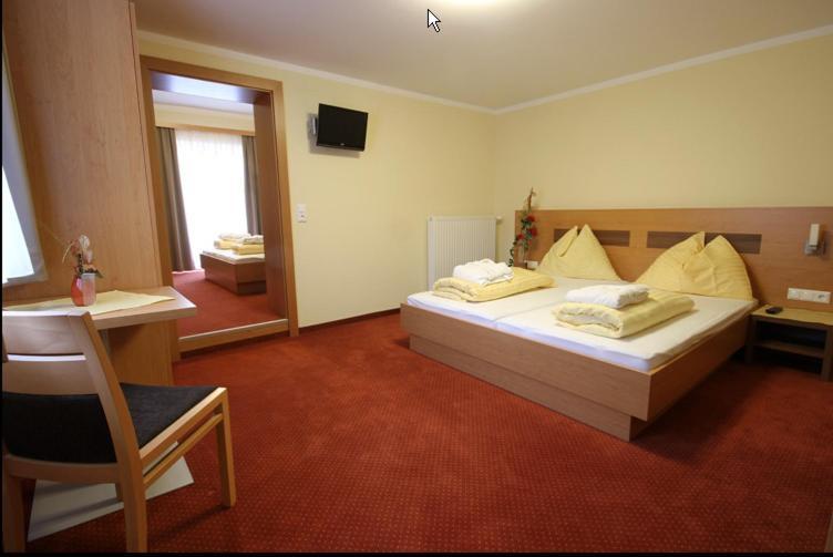 Panoramadorf Saualpe Hotel Eberstein Kültér fotó