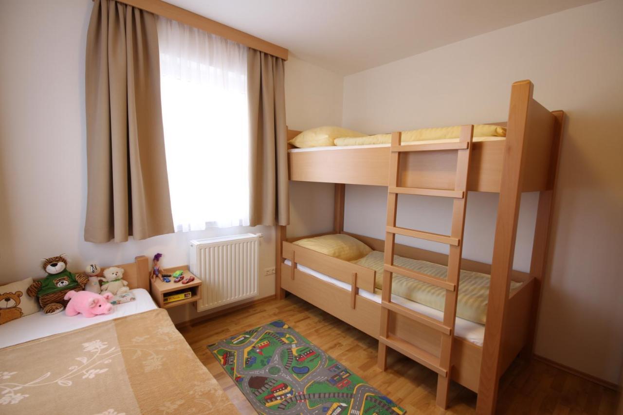 Panoramadorf Saualpe Hotel Eberstein Szoba fotó